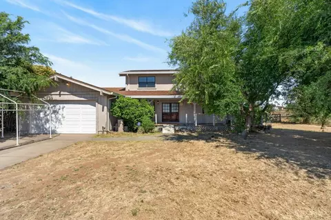 9554 Tavernor Rd, Wilton, CA 95693