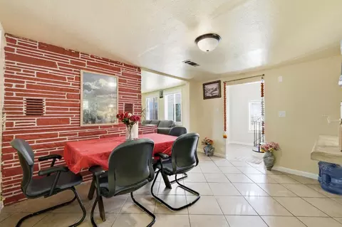 Dining - 159 Harris St, Grass Valley, CA 95945 photo 2 of 4