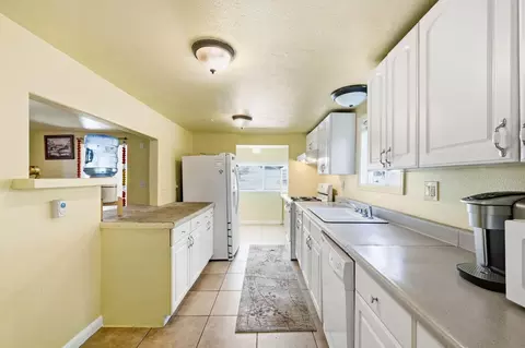 Kitchen - 159 Harris St, Grass Valley, CA 95945 photo 2 of 4