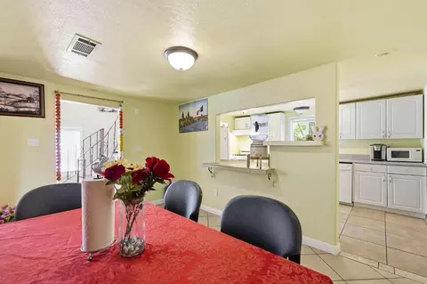 Dining - 159 Harris St, Grass Valley, CA 95945 photo 3 of 4