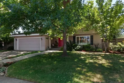 5308 Jamiewood Ct, Carmichael, CA 95608