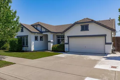 496 Crestfield Cir, Roseville, CA 95678