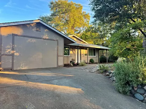 665 Cappella Dr, Diamond Springs, CA 95619