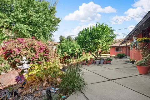 Exterior - 1360 East St, Tracy, CA 95376 photo 7 of 13