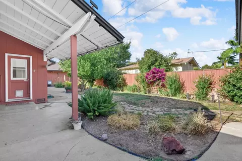Exterior - 1360 East St, Tracy, CA 95376 photo 11 of 13