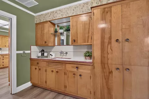 Kitchen - 1360 East St, Tracy, CA 95376 photo 4 of 4