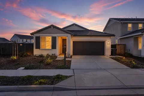 976 Garzas St, Lathrop, CA 95330 photo 1