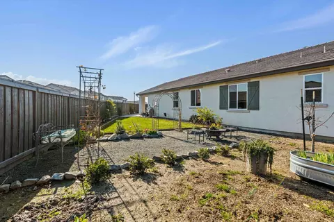 976 Garzas St, Lathrop, CA 95330 photo 25