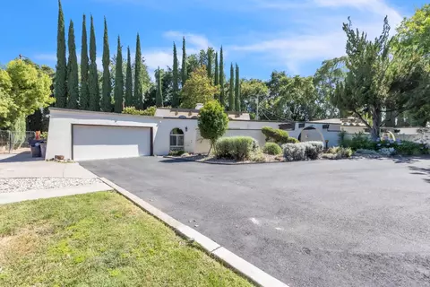 1160 Silver Lake Dr, Sacramento, CA 95831