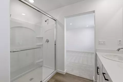 Bath - 1251 Leonhardt Loop, Lincoln, CA 95648 photo 2 of 2