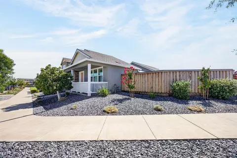 850 W Main St, Winters, CA 95694 photo 3