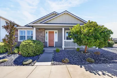 850 W Main St, Winters, CA 95694 photo 1