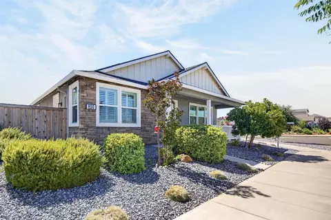 850 W Main St, Winters, CA 95694 photo 2