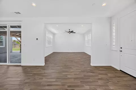 850 W Main St, Winters, CA 95694 photo 14