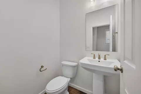 850 W Main St, Winters, CA 95694 photo 17