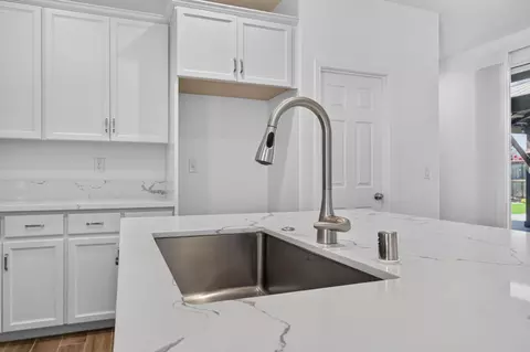 850 W Main St, Winters, CA 95694 photo 11