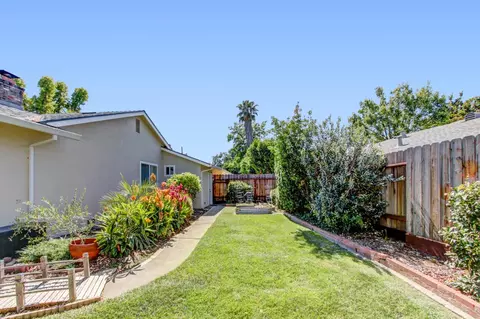 Exterior - 3226 Murchison Way, Carmichael, CA 95608 photo 5 of 12