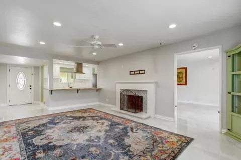 Living - 3226 Murchison Way, Carmichael, CA 95608 photo 2 of 5
