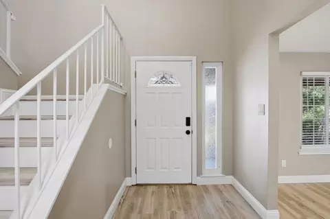 Entry Way - 3621 Coye Oak Dr, Modesto, CA 95355 photo 2 of 3