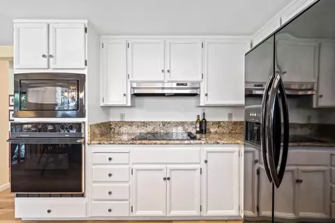 Kitchen - 3417 Keystone Way, Modesto, CA 95354 photo 1 of 3