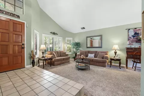 Entry Way - 3417 Keystone Way, Modesto, CA 95354 photo 2 of 5