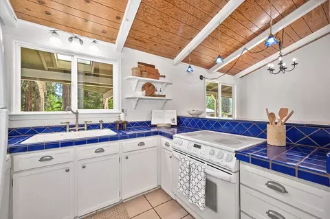 Kitchen - 405 Alpine Dr, Colfax, CA 95713 photo 2 of 4