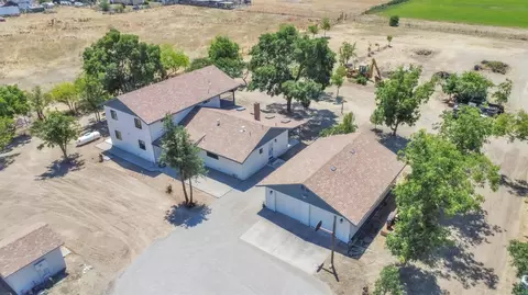 3559 Howsley Rd, Pleasant Grove, CA 95668
