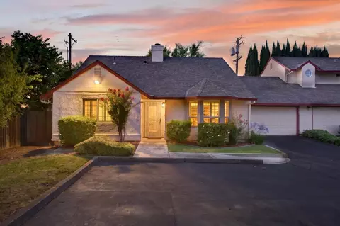 3863 Olivebranch Ln, Carmichael, CA 95608