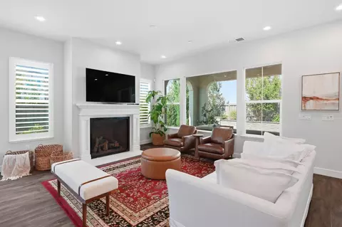 Living - 1730 Harvest St, Davis, CA 95616 photo 1 of 4