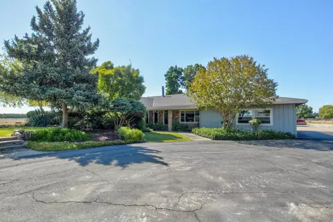 22110 E Milton Rd, Linden, CA 95236