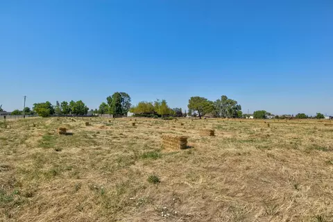 Other - 22110 E Milton Rd, Linden, CA 95236 photo 3 of 3