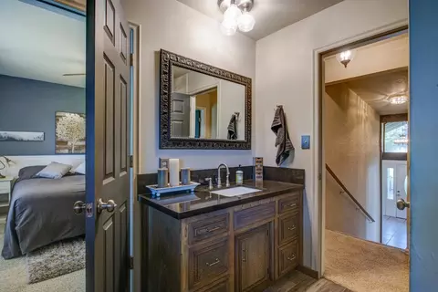 Bath - 22110 E Milton Rd, Linden, CA 95236 photo 6 of 7