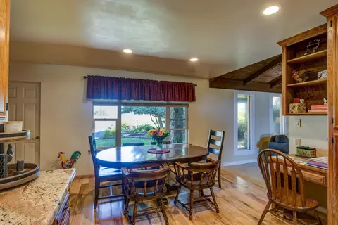 Dining - 22110 E Milton Rd, Linden, CA 95236 photo 1 of 1