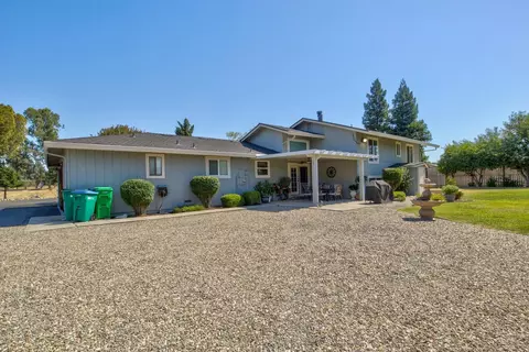 Exterior - 22110 E Milton Rd, Linden, CA 95236 photo 8 of 20