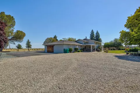Exterior - 22110 E Milton Rd, Linden, CA 95236 photo 19 of 20