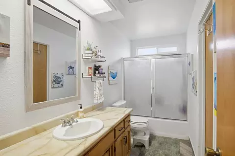 Bath - 580 North Ave, Turlock, CA 95382 photo 2 of 2