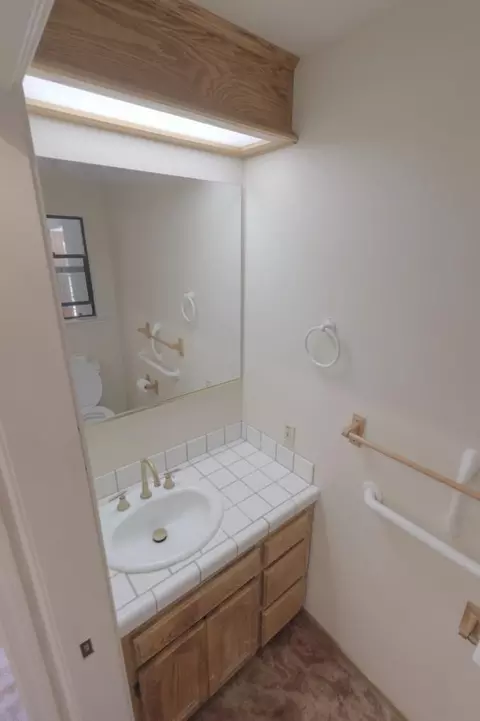Bath - 12825 Mierkey Rd, Pine Grove, CA 95665 photo 1 of 9