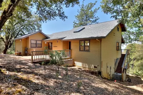 Exterior - 12825 Mierkey Rd, Pine Grove, CA 95665 photo 4 of 26