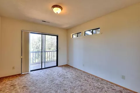 Bedroom - 12825 Mierkey Rd, Pine Grove, CA 95665 photo 5 of 6