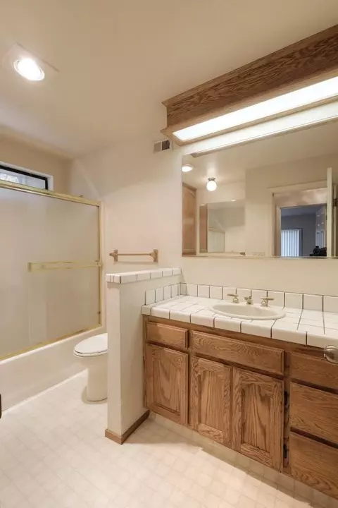 Bath - 12825 Mierkey Rd, Pine Grove, CA 95665 photo 8 of 9