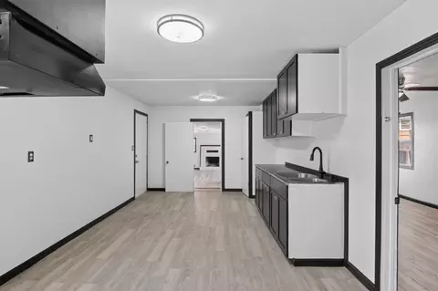 Entry Way - 2863 Oleander Ave, Merced, CA 95340 photo 3 of 4