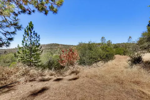 Exterior - 18368 Harmony Pl, Grass Valley, CA 95949 photo 7 of 19