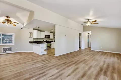 Living - 18368 Harmony Pl, Grass Valley, CA 95949 photo 4 of 14