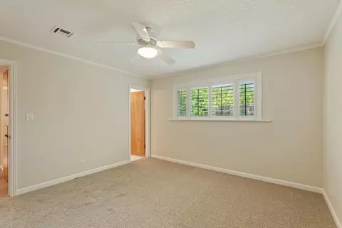 8 N Cambridge Dr, Lodi, CA 95242 photo 20