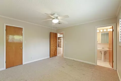 8 N Cambridge Dr, Lodi, CA 95242 photo 21