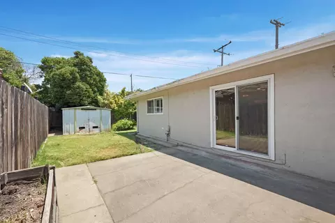 8 N Cambridge Dr, Lodi, CA 95242 photo 29