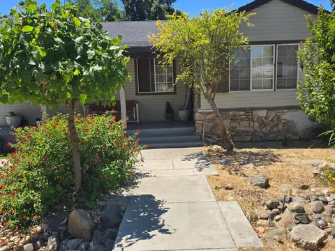203 Severin Ave, Modesto, CA 95354 photo 1