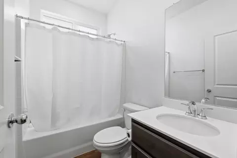 Bath - 5713 Natalie Way, Keyes, CA 95328 photo 1 of 1