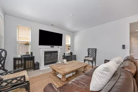Living - 2674 Flintlock Ln, Rocklin, CA 95765 photo 1 of 1