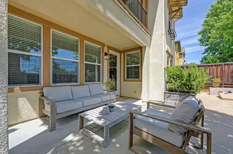 Exterior - 2674 Flintlock Ln, Rocklin, CA 95765 photo 5 of 8